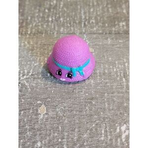 Moose Shopkins mini purple sun‎ hat toy figure
